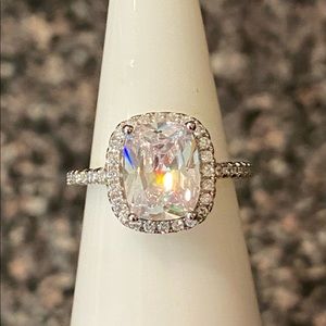 New CZ Cocktail Ring Size 4